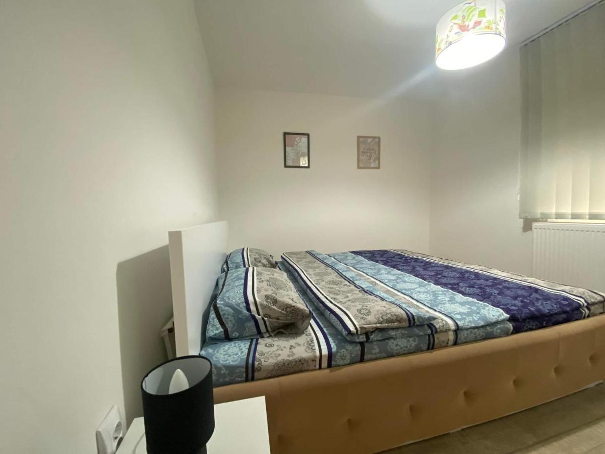 The Best Apartament Central Hunedoara Exterior photo