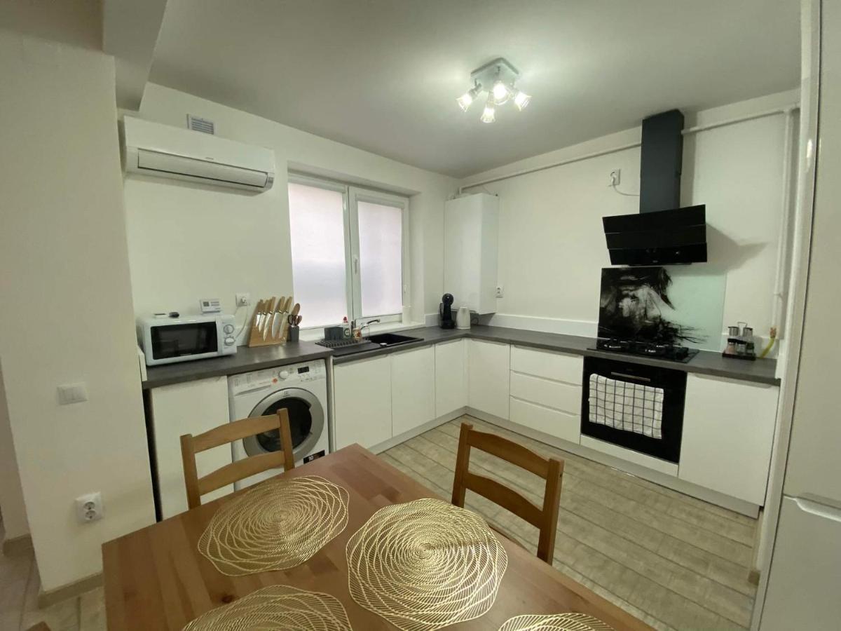 The Best Apartament Central Hunedoara Exterior photo