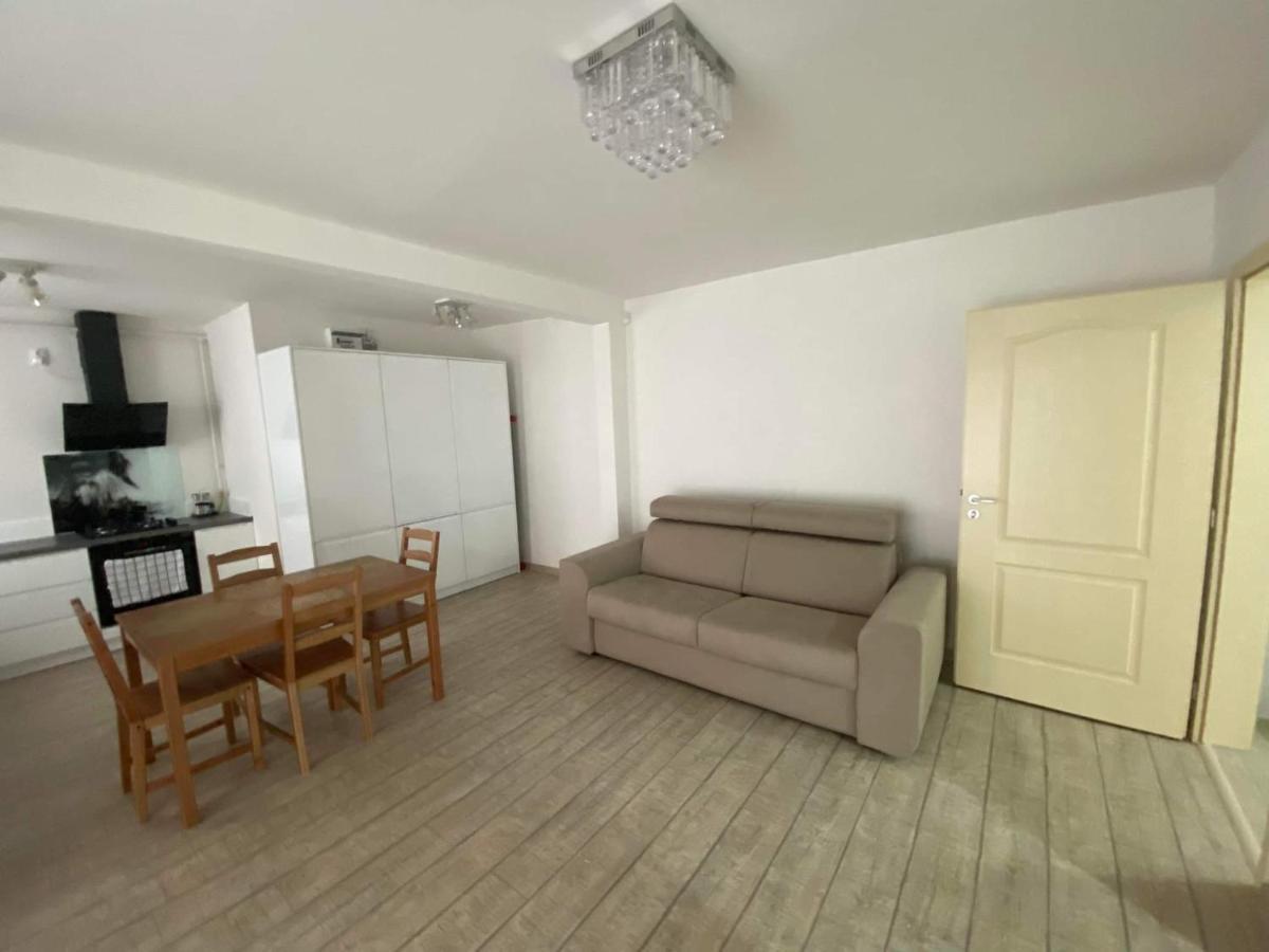The Best Apartament Central Hunedoara Exterior photo